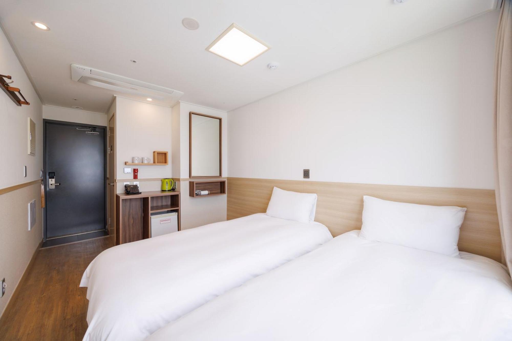 Kenny Stay Jeju Согвипхо Экстерьер фото